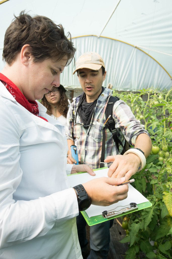 This image has an empty alt attribute; its file name is dsc01903-1.jpg